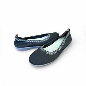 CLARKS Cushion Plus AYLA Black LOW SLIP-ON Ballet Flats Shoes Size 9.5 NEW